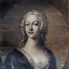 Head-and-shoulders oval mezzotint of Teresia Constantia Phillips after a painting by Joseph HIghmore. She looks directly at the viewer, in a gown that crosses over at the bust with lace in the cleavage; her hair is arranged in tight curls on top and on her shoulders, decorated with strings of pearls. Her name is written below.