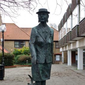 Bronze statue of Dorothy L. Sayers in Witham, England.
